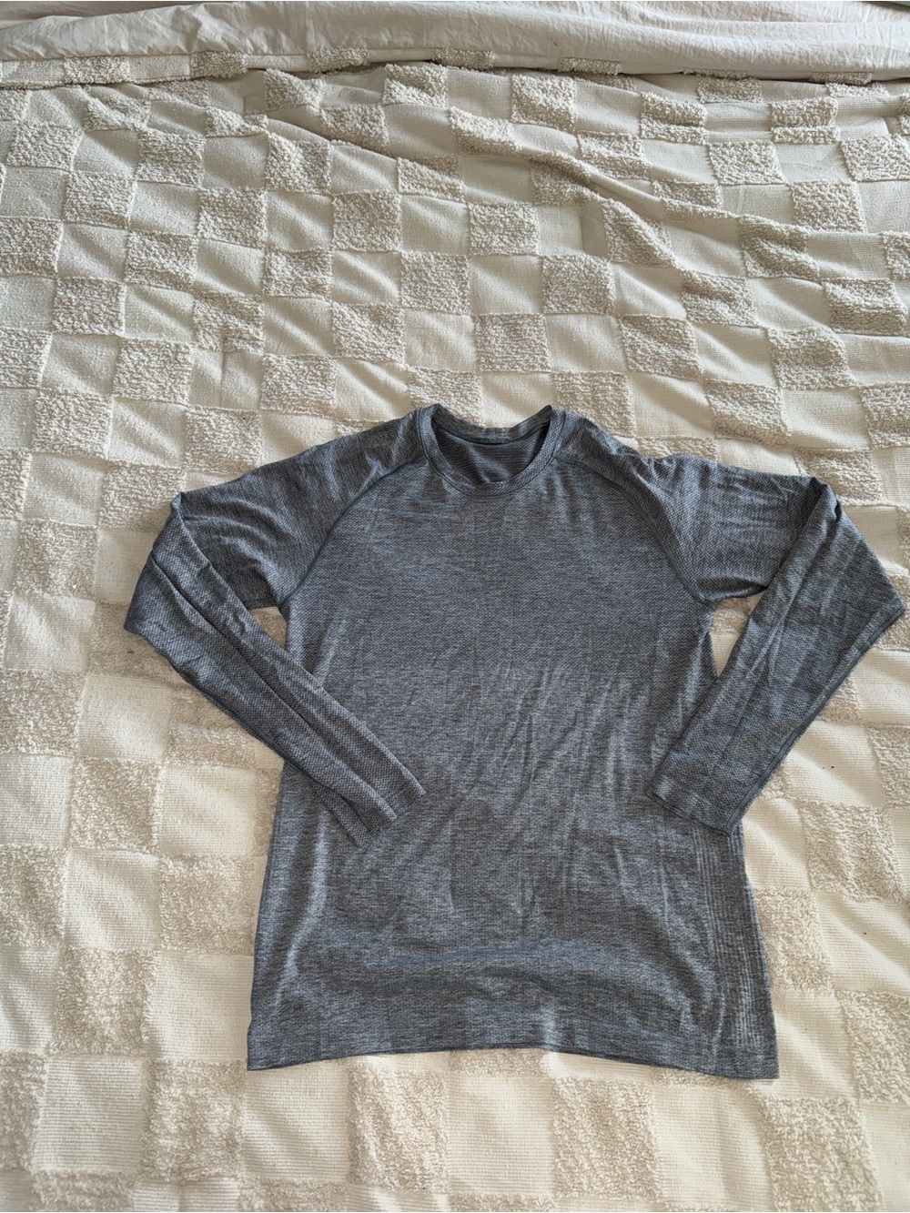 NWOT Lululemon‎ Metal Vent Long sleeve size Small